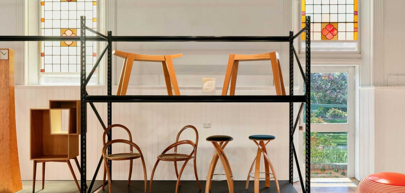 who-visits-furniture-stores-foot-traffic